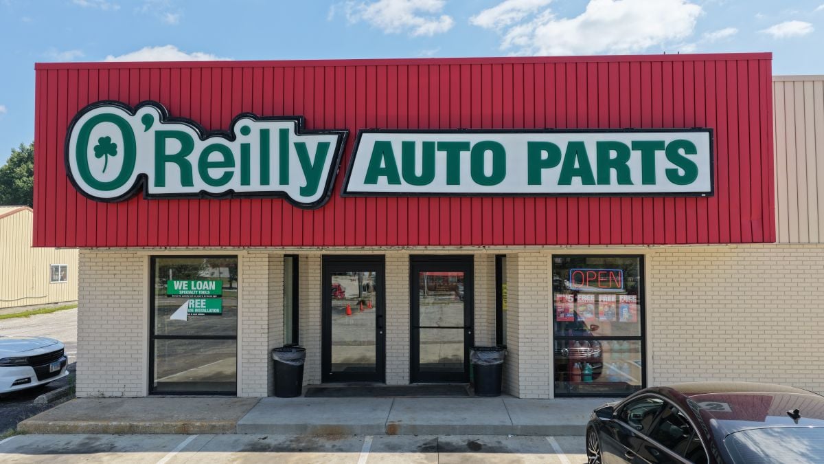101 Pine St, Loogootee, IN 47553