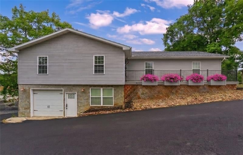 303 Garfield Ave,Unit MARS PA 16046, Mars, PA 16046