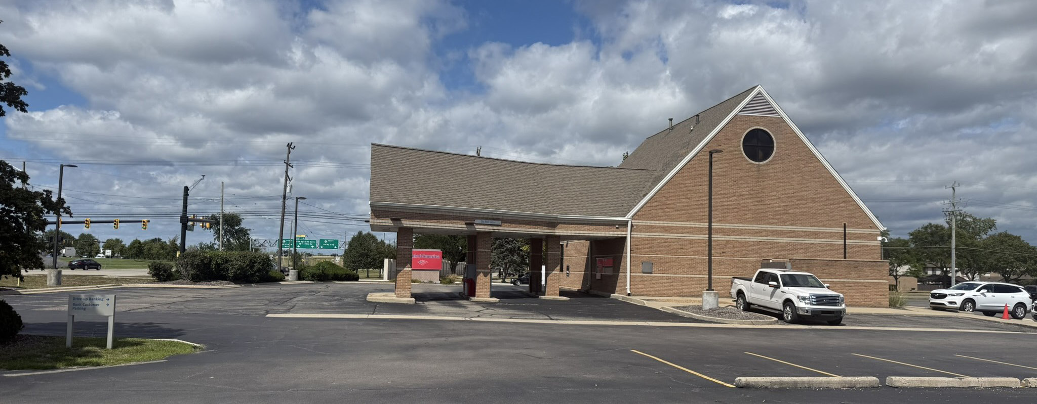 40950 Van Dyke Ave, Sterling Heights, MI 48313