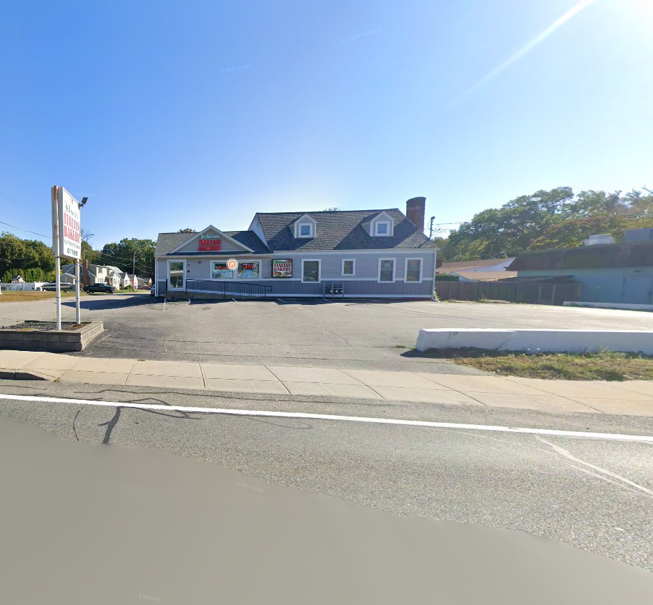 1181 High St, Cumberland, RI 04009