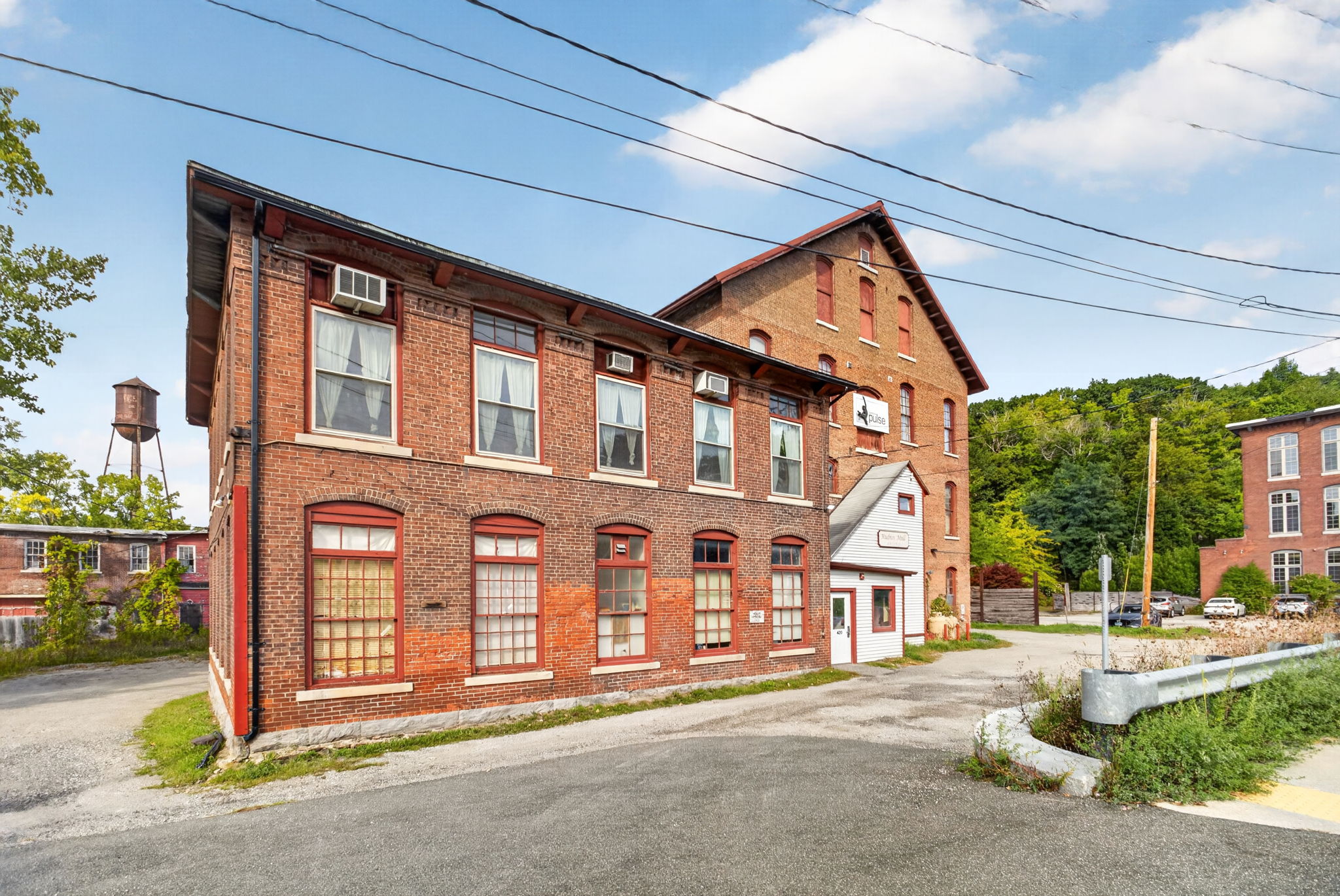 420 Park St, Housatonic, MA 01236