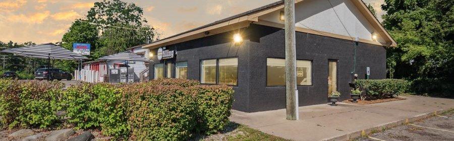 9260 Cooley Lake Rd, White Lake, MI 48386