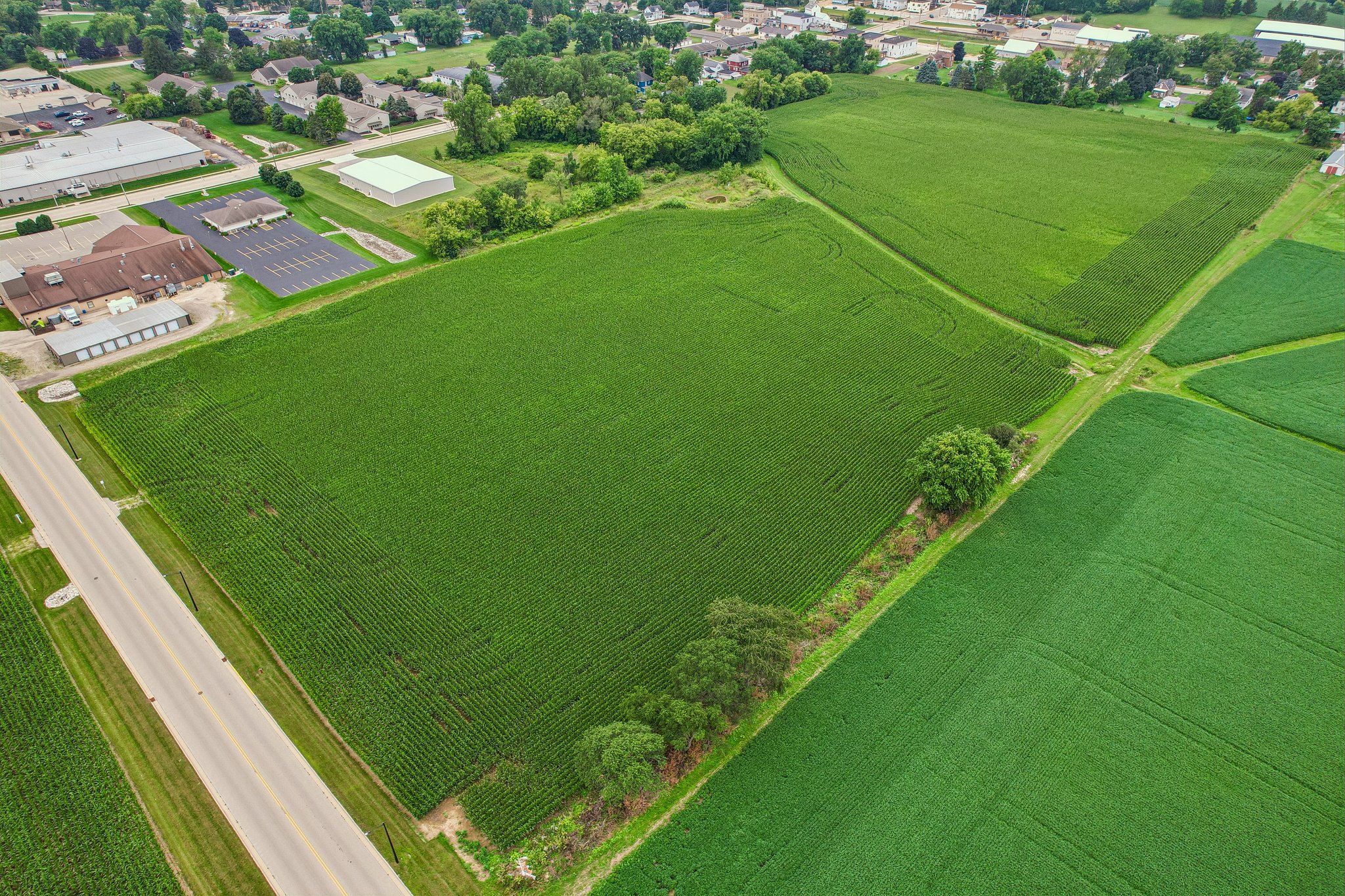 905 East Ave, Lomira, WI 53048