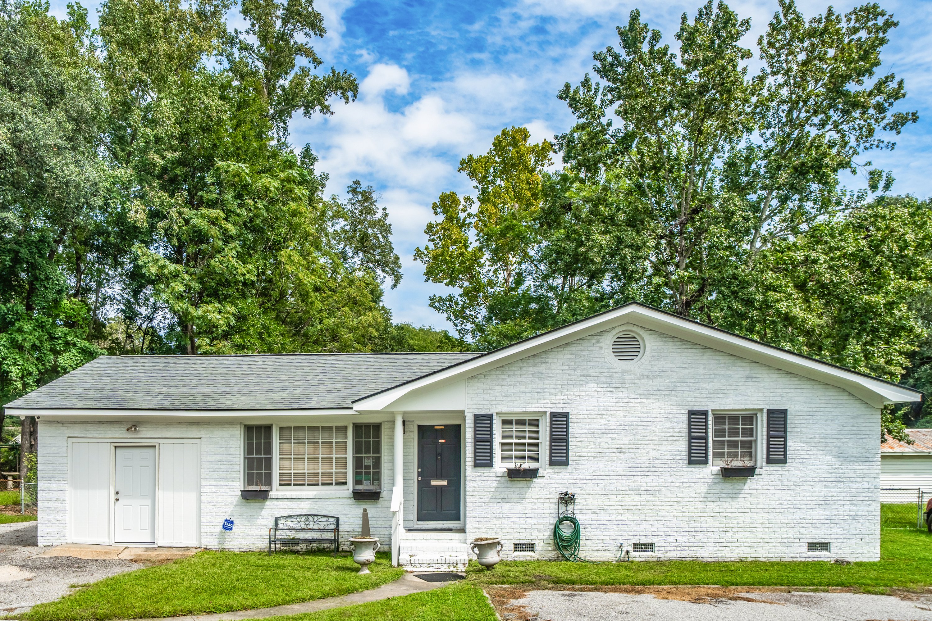 10562 Dorchester Rd, Summerville, SC 29485
