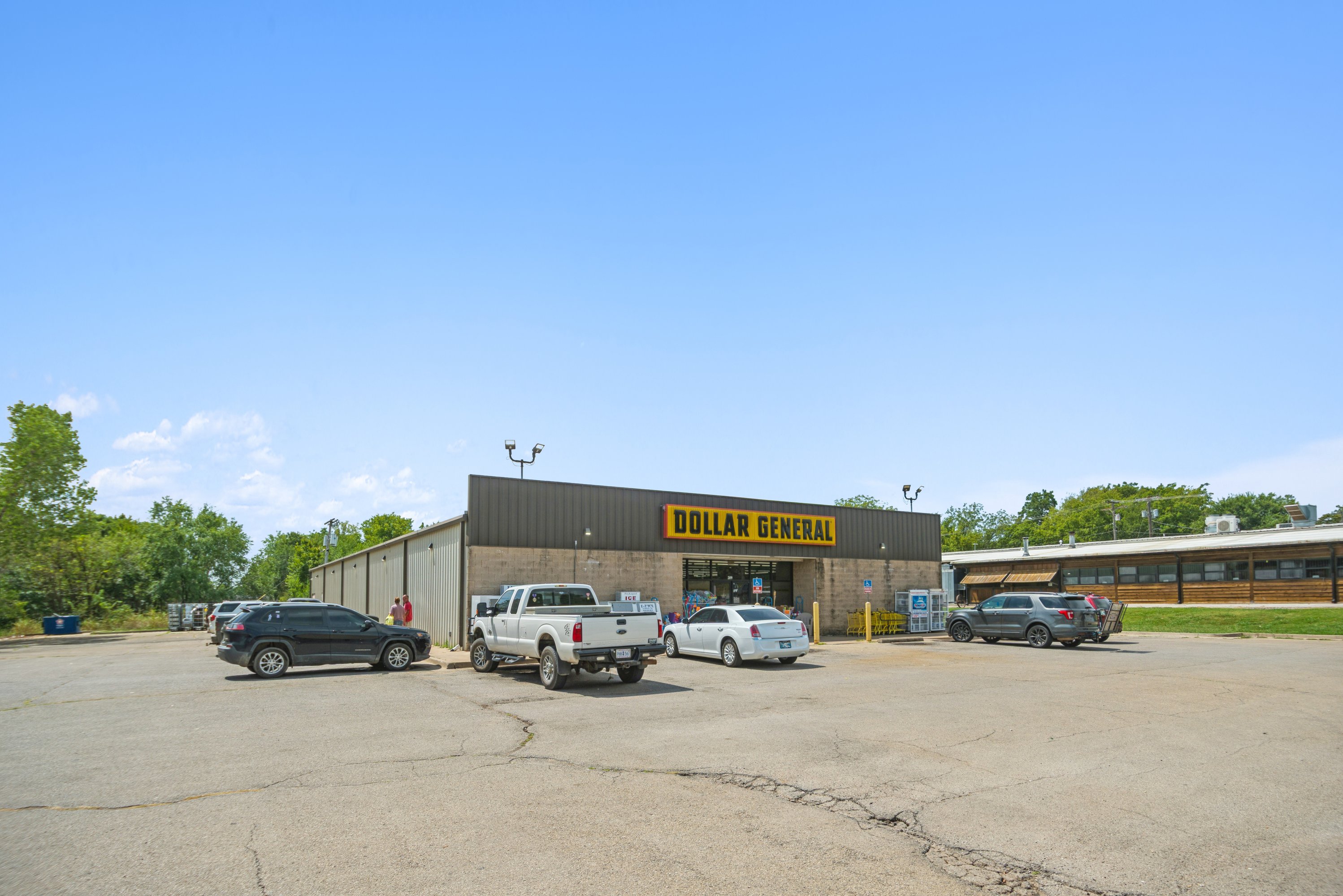 209 West Chicago Ave, Yale, OK 74085