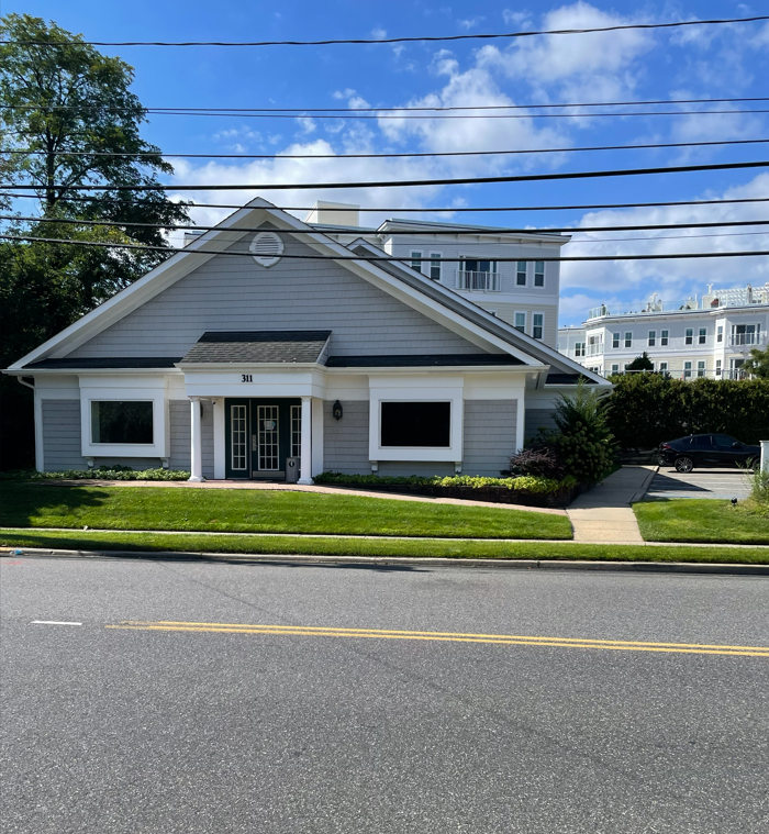 311 Barnum Ave, Port Jefferson, NY 11777