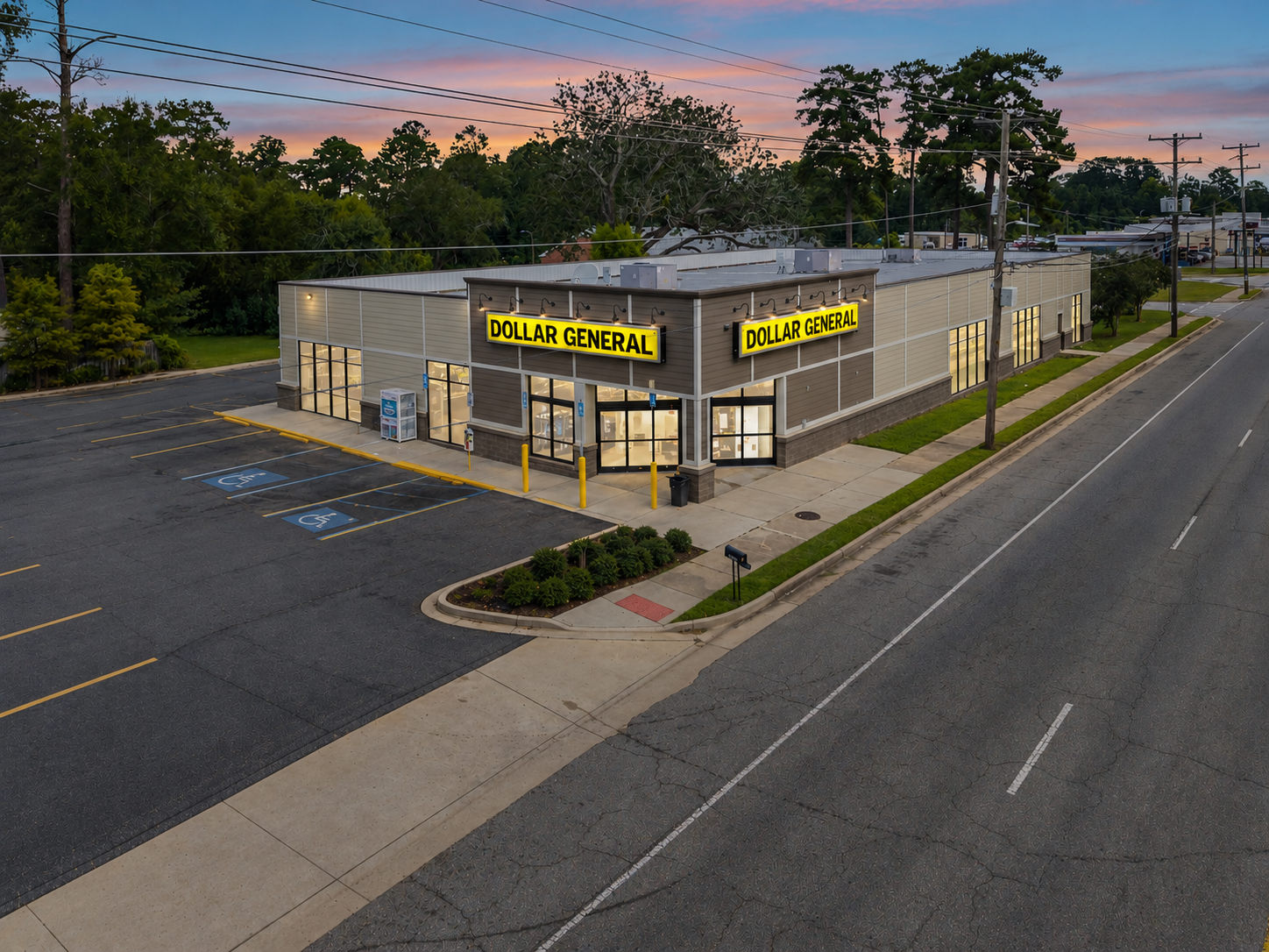 1106 W Jackson St, Thomasville, GA 31792