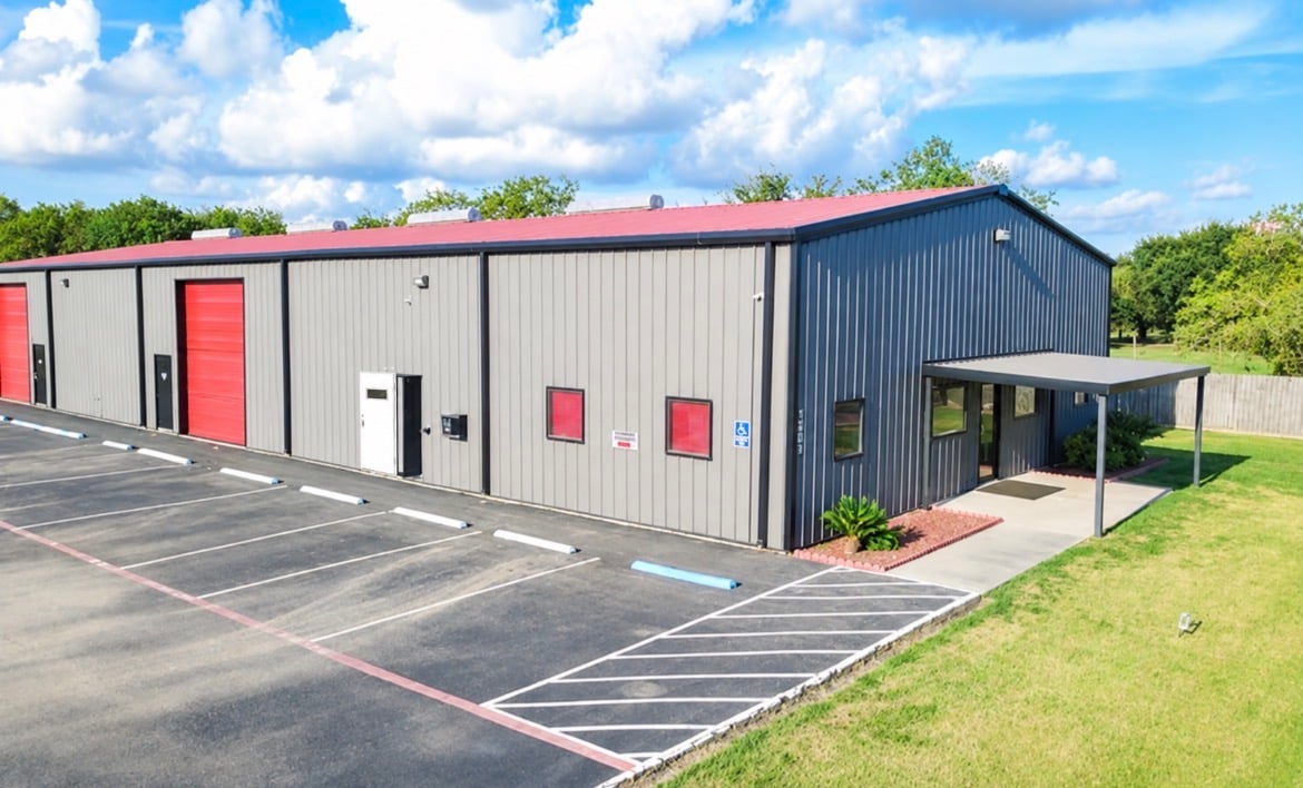 1201 Steele Rd, Alvin, TX 77511