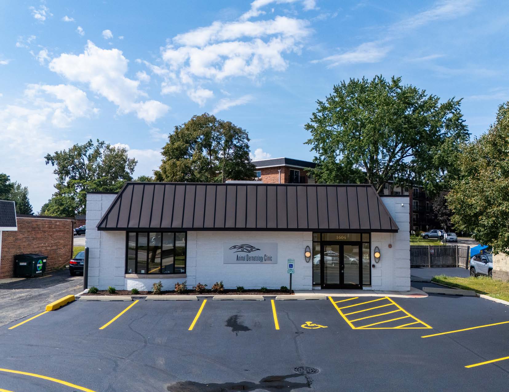 1604 N Main St, Wheaton, IL 60187