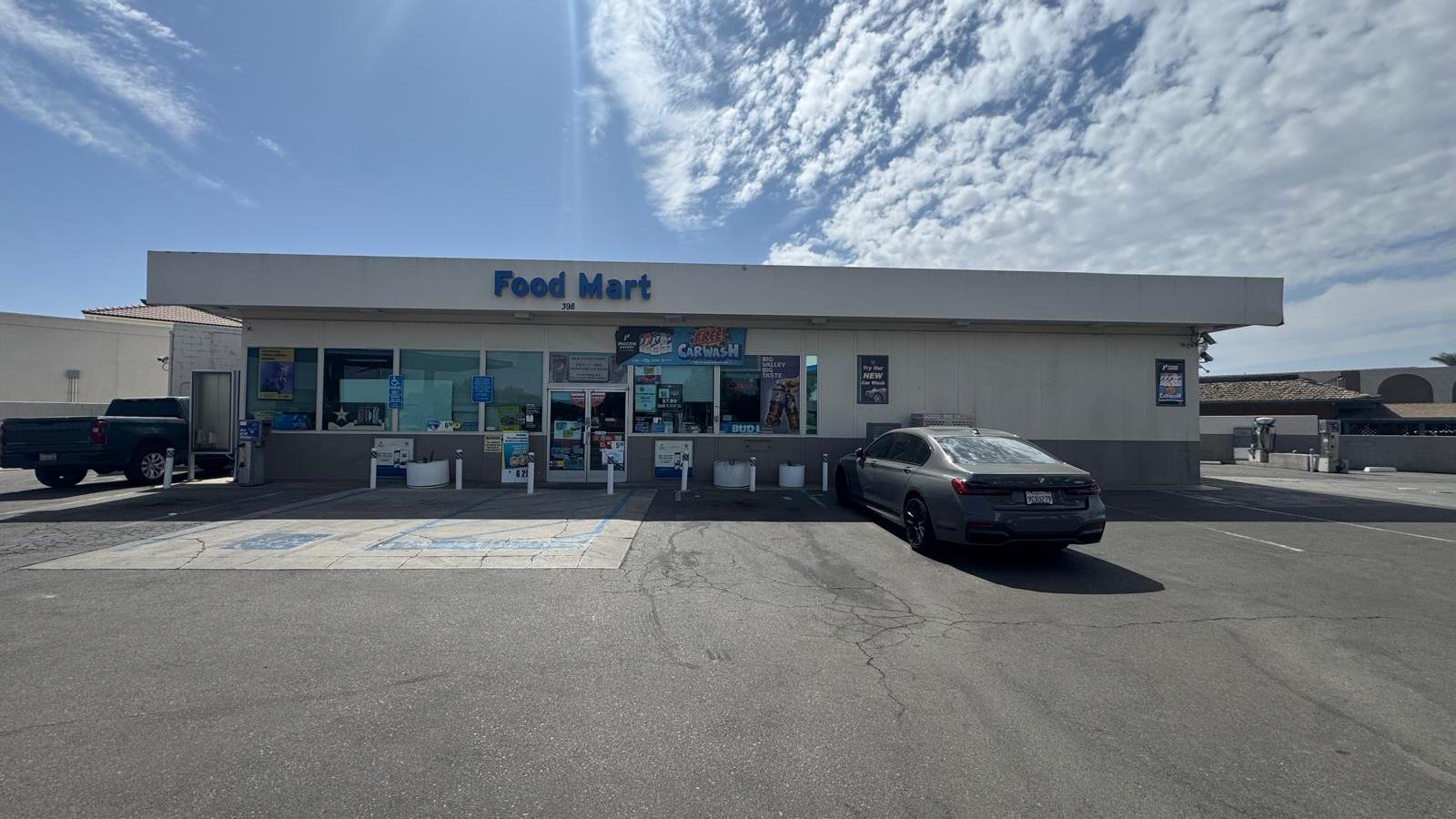398 S 11Th Ave, Hanford, CA 93230