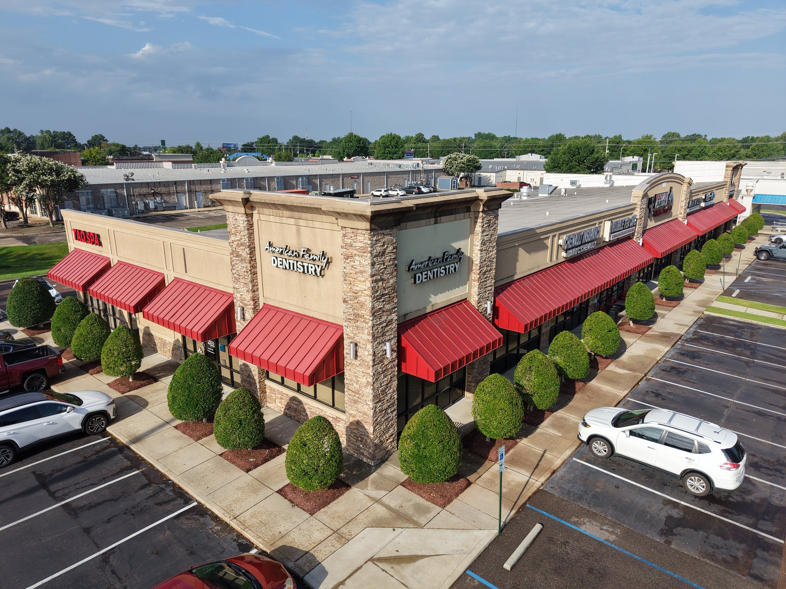 8095 Macon Rd, Cordova, TN 38018