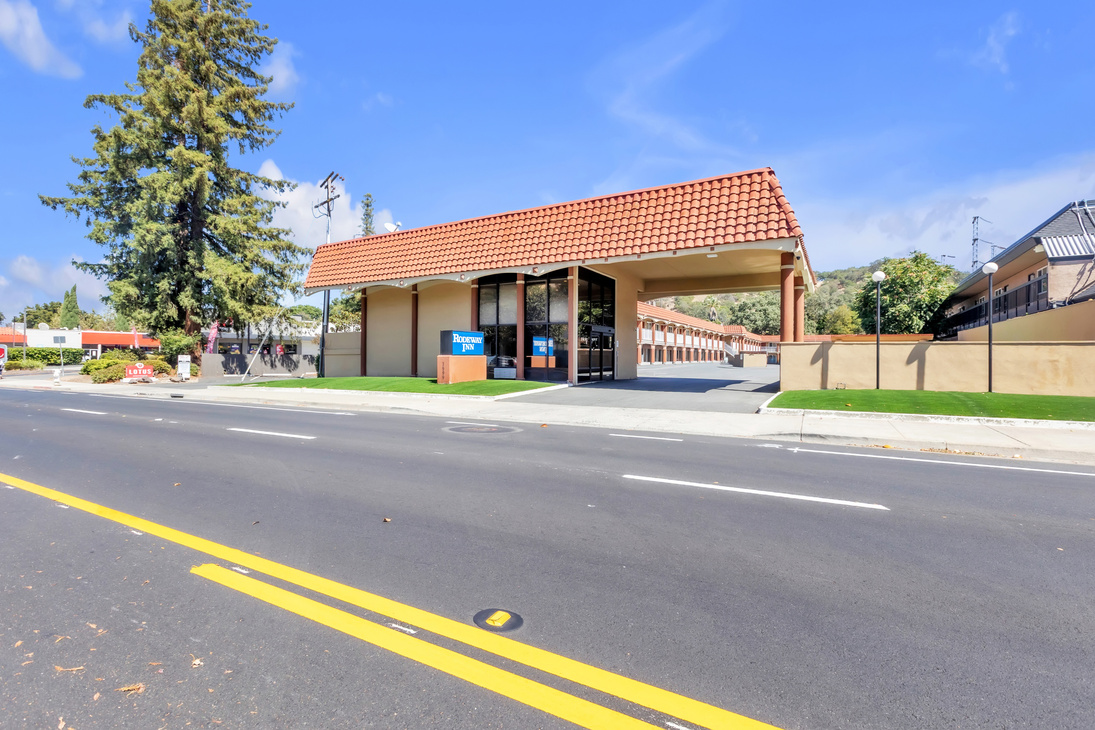 3999 Alhambra Ave, Martinez, CA 94553