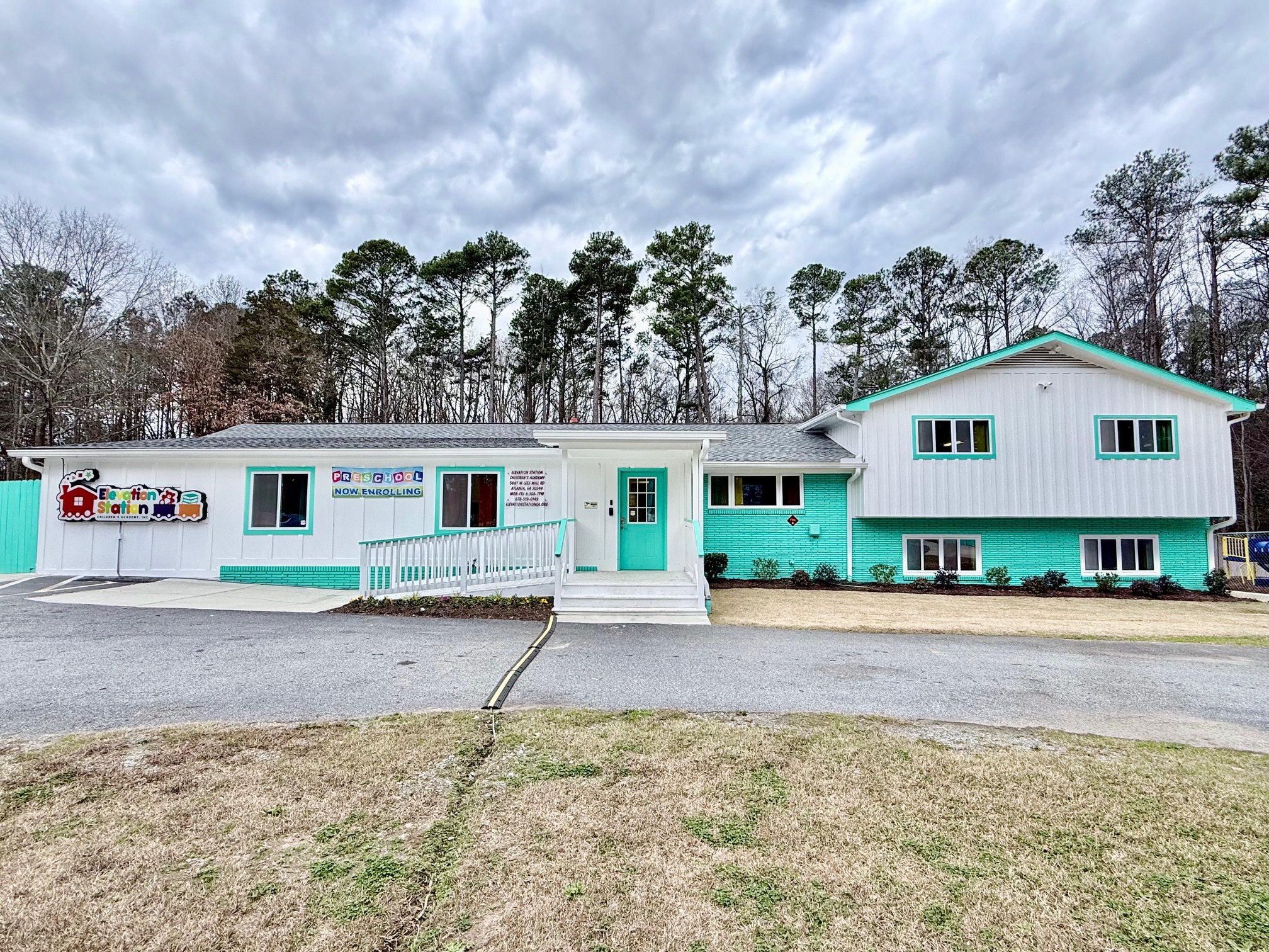 5667 West Lees Mill Rd, Atlanta, GA 30349