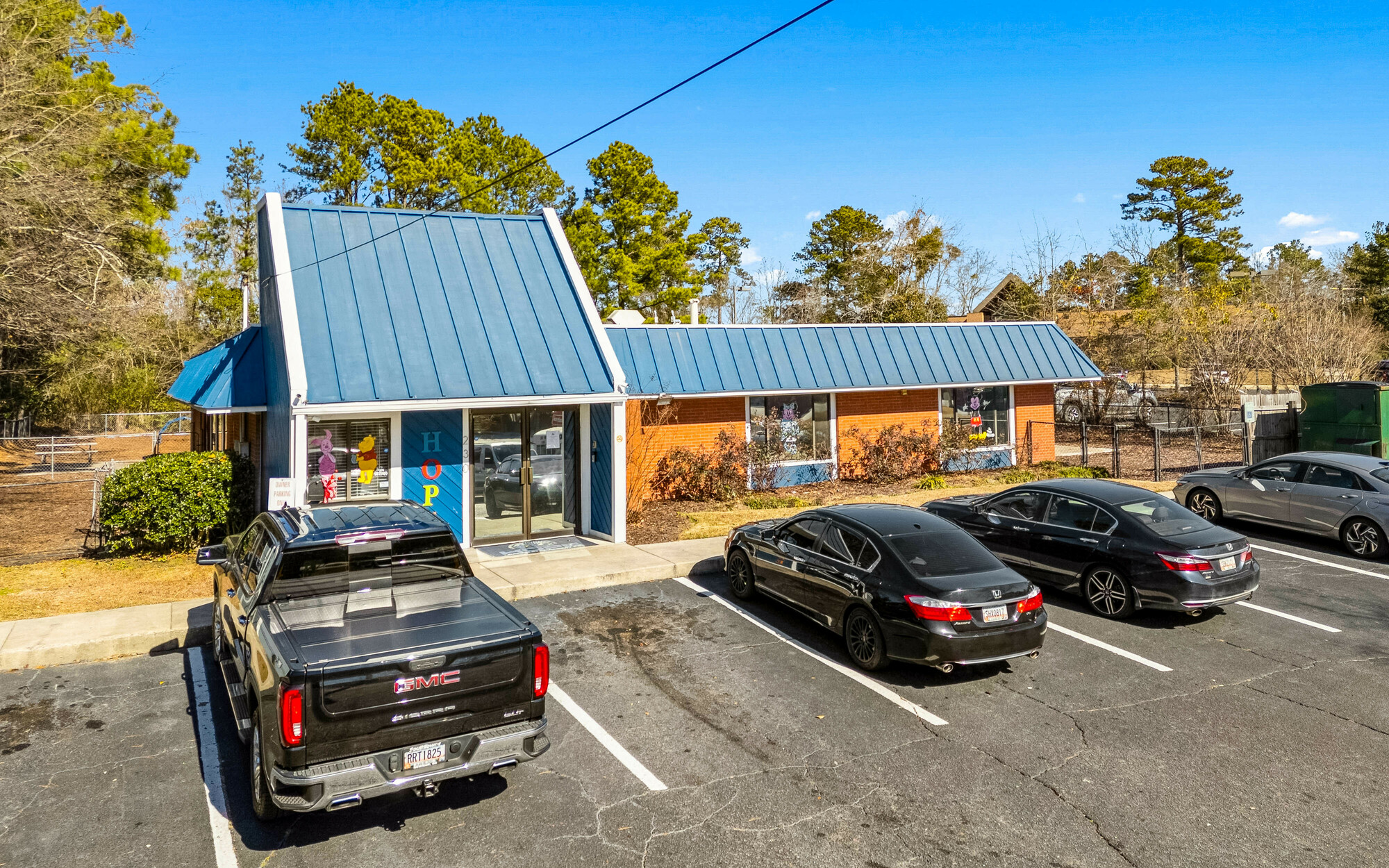 230 Charter Ln, Macon, GA 31210