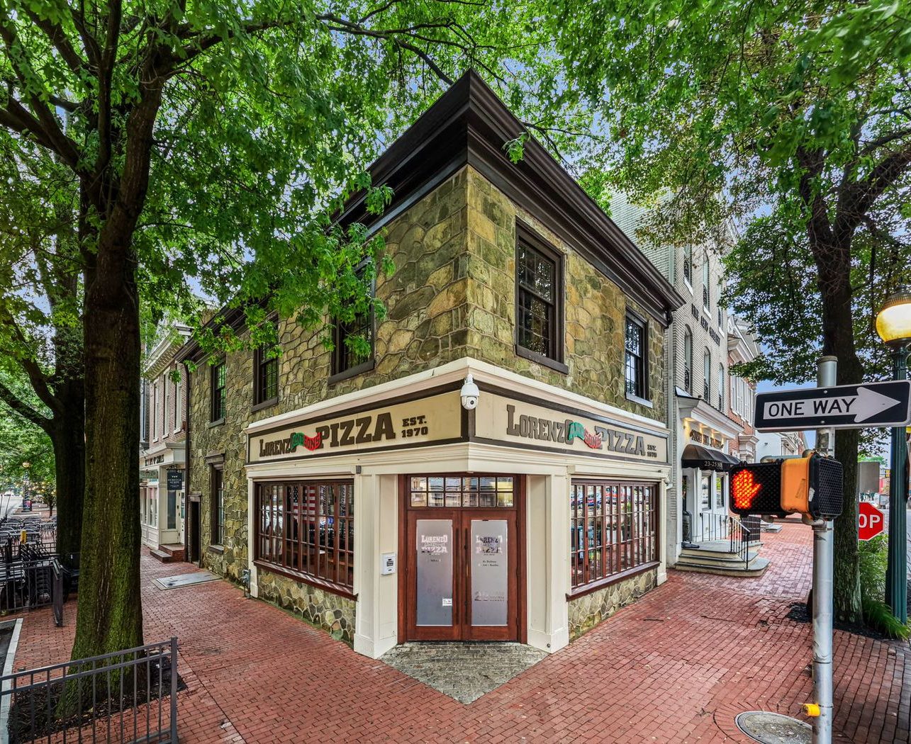 27 N High St, West Chester, PA 19380