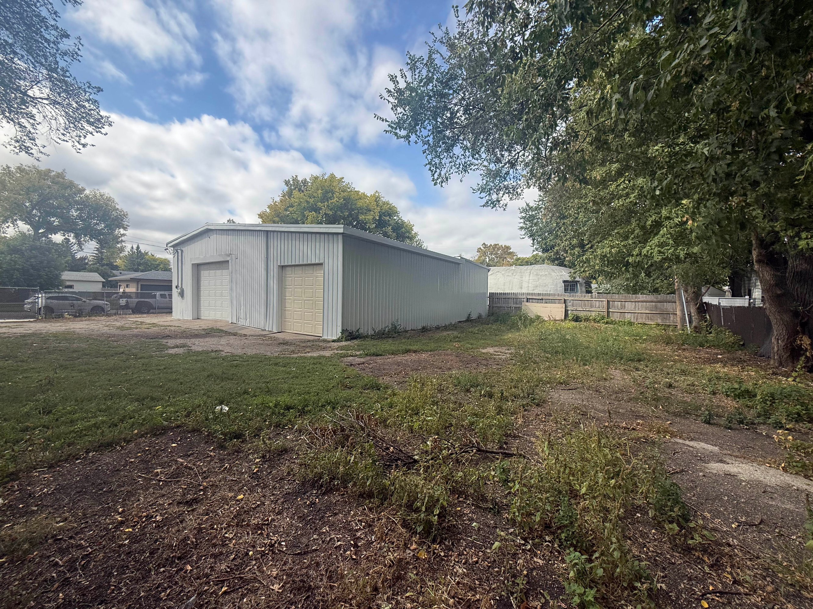 2111 2Nd Ave South, Fargo, ND 58103