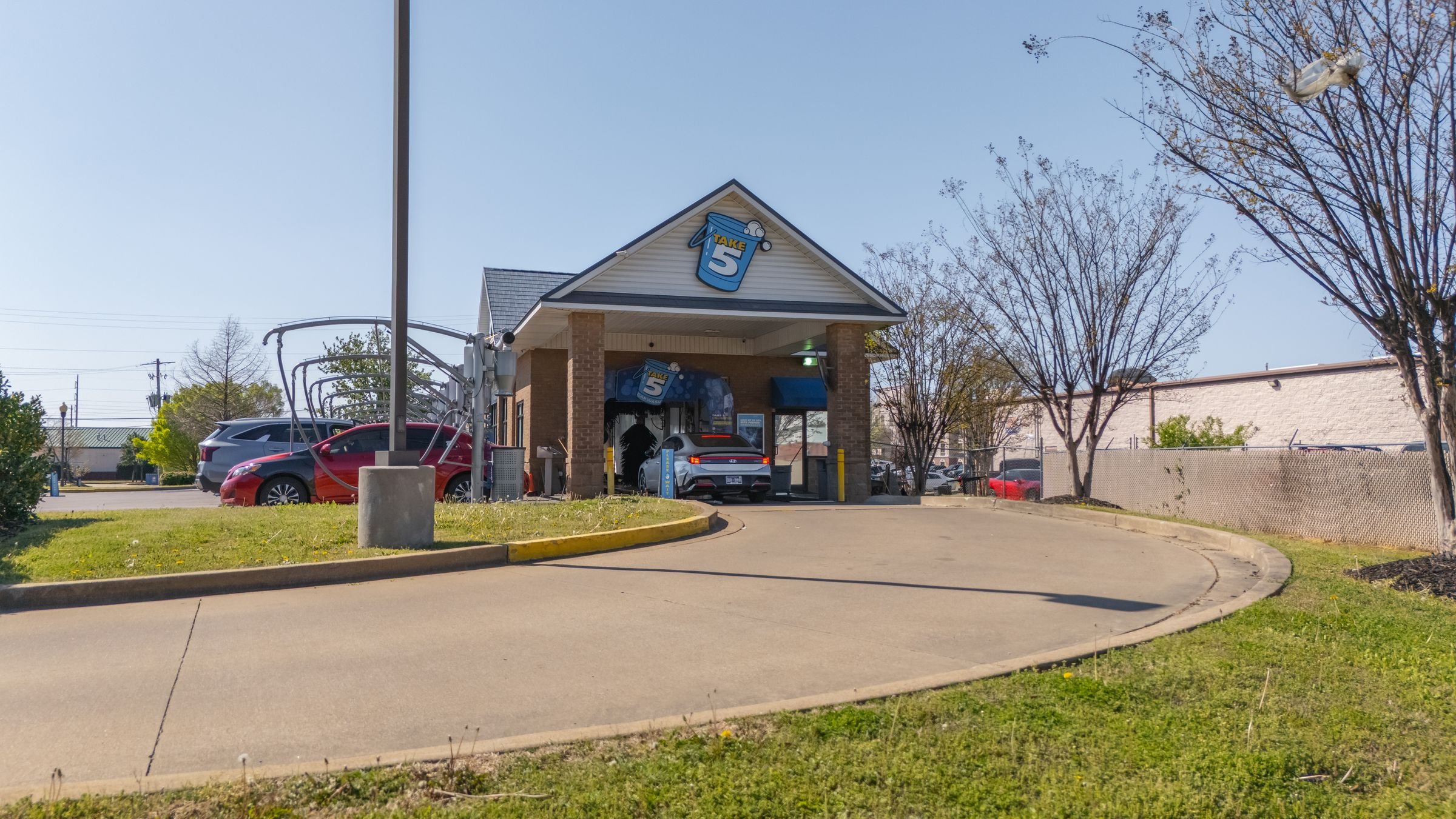 62 Moore Dr, Southaven, MS 38671