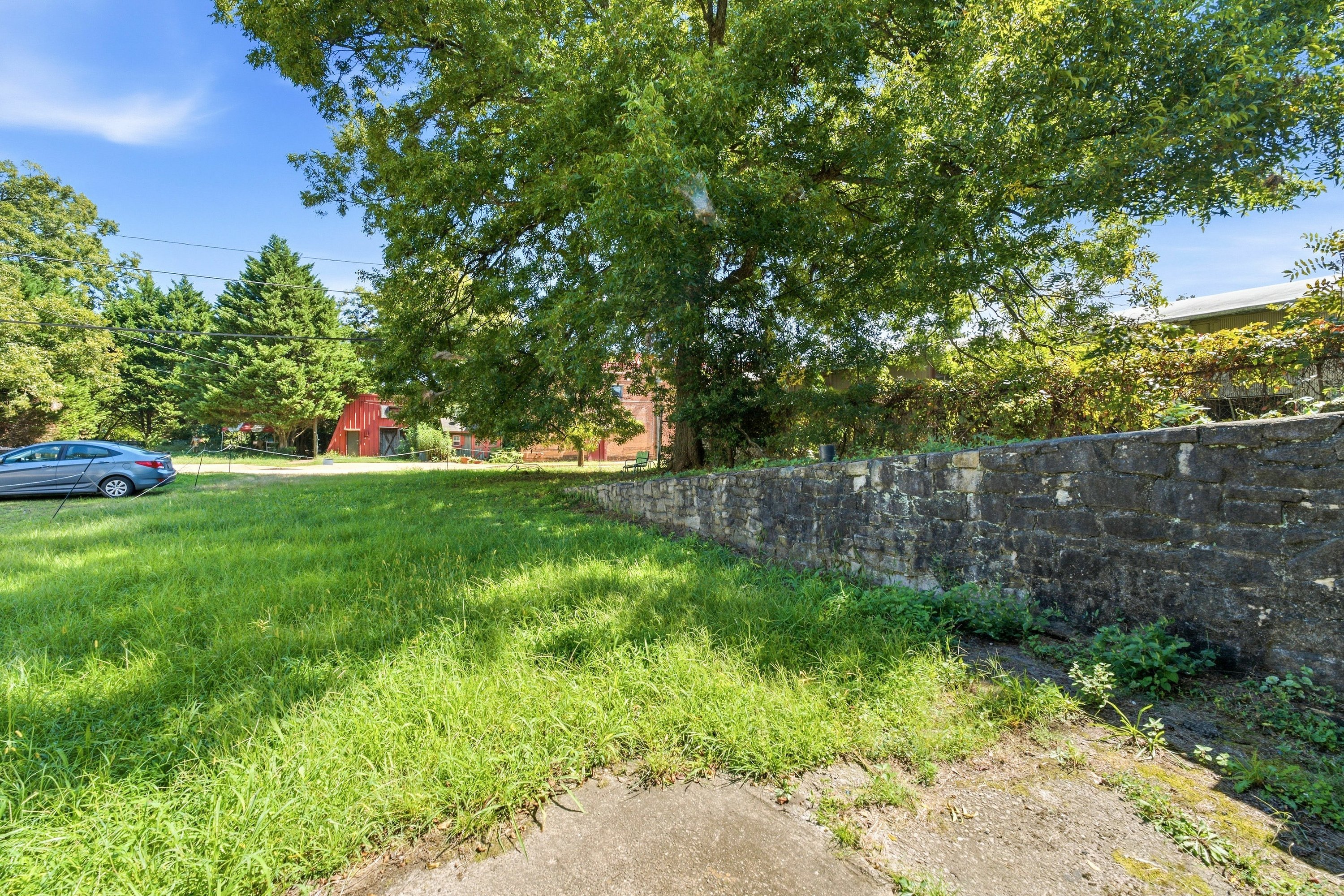 943 Main St, Stone Mountain, GA 30083 For Sale | Crexi.com