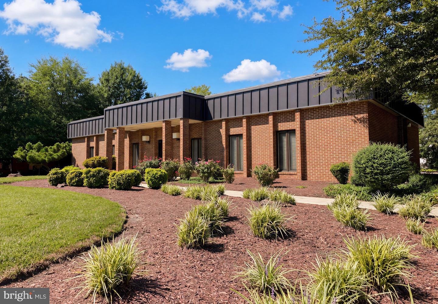 8 Post Office Road, Waldorf, MD 20602 For Sale | Crexi.com