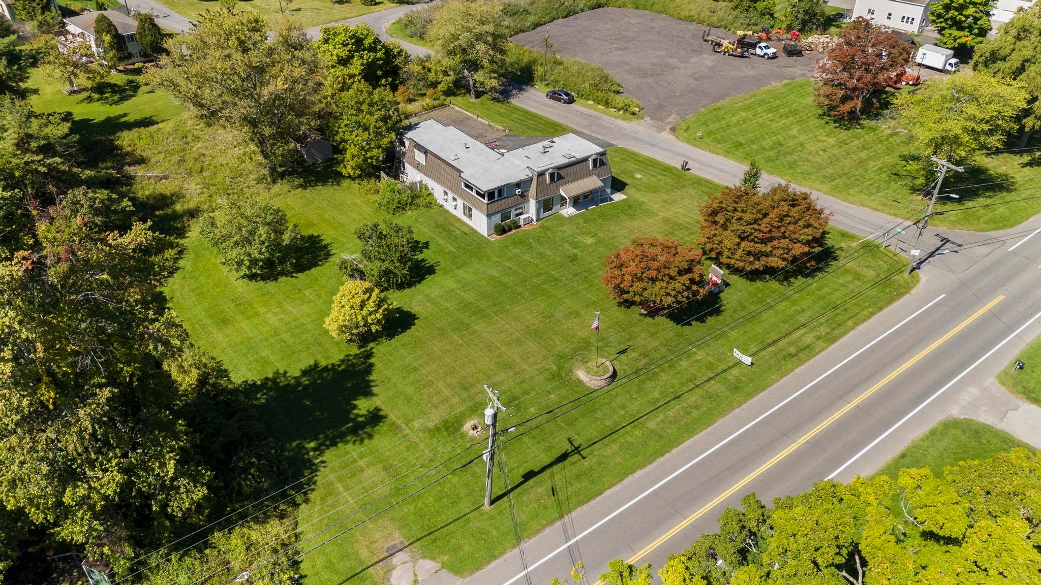 31 PARK LN RD, NEW MILFORD, CT 06776-2907 For Sale | Crexi.com