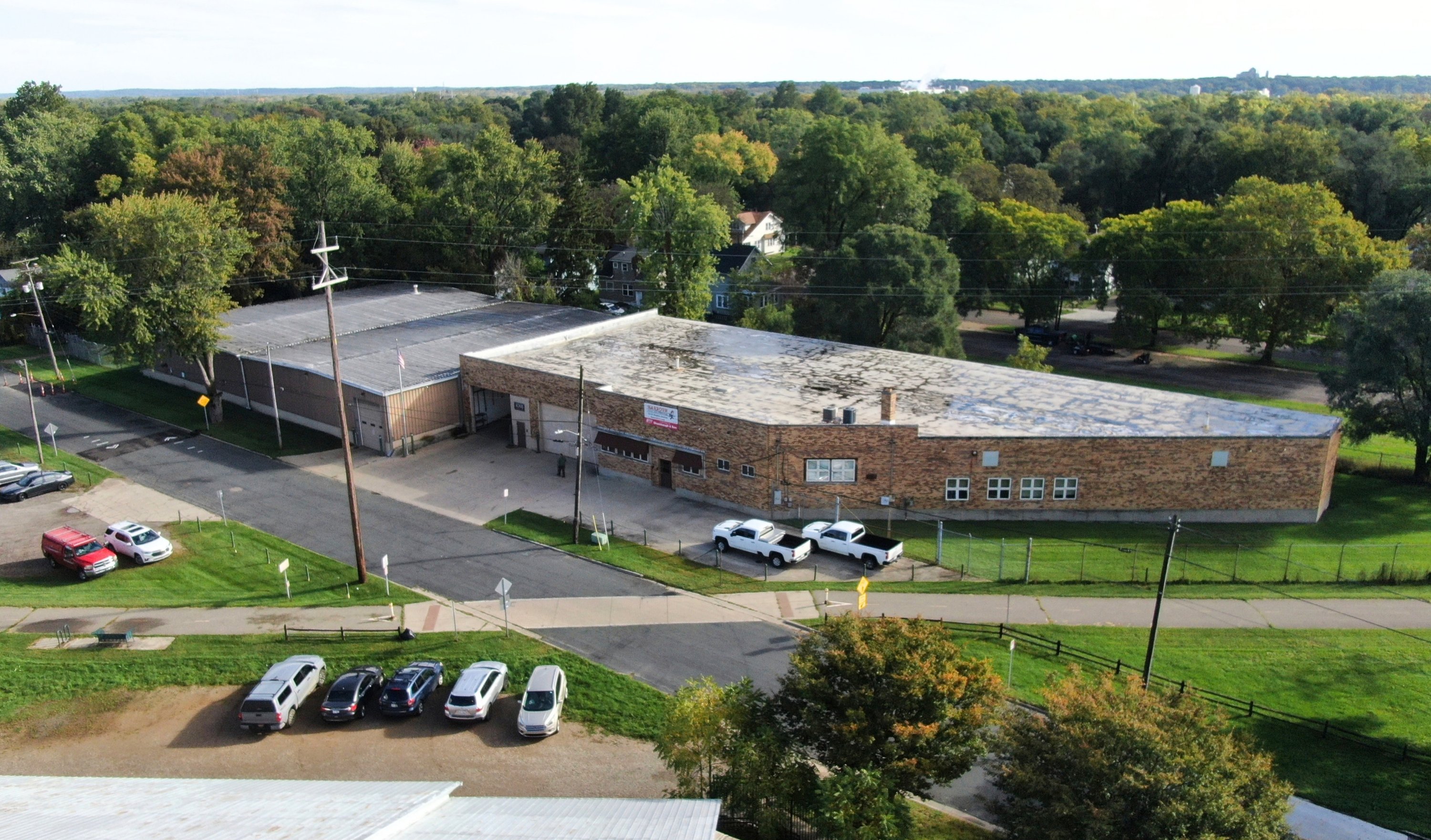 1018 Staples Avenue, Kalamazoo, MI 49007 For Sale | Crexi.com