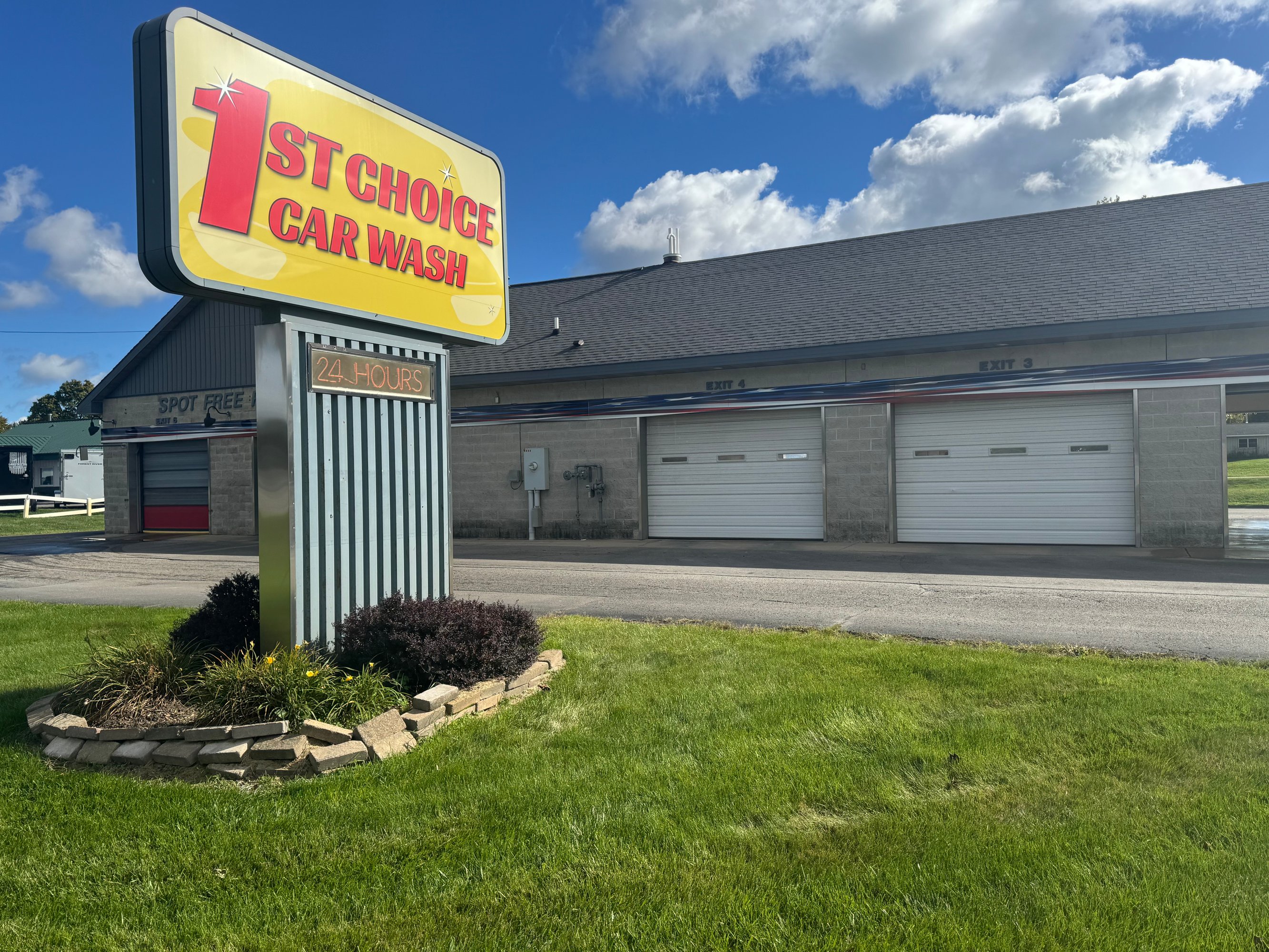 3950 Alpha Boulevard, Traverse City, MI 49685 For Sale | Crexi.com