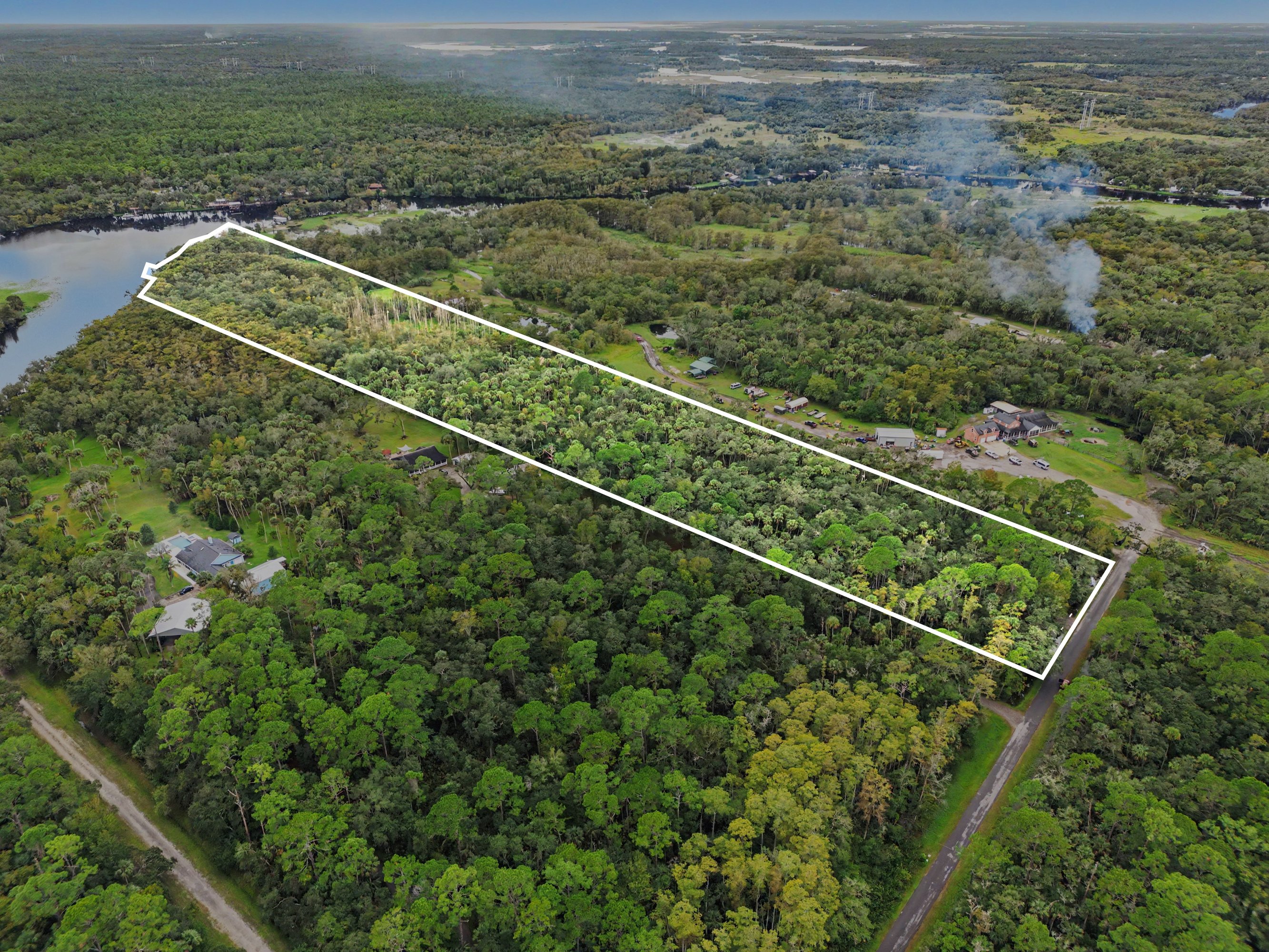 1215 TALL PINE DR, OSTEEN, FL 32764 For Sale | Crexi.com
