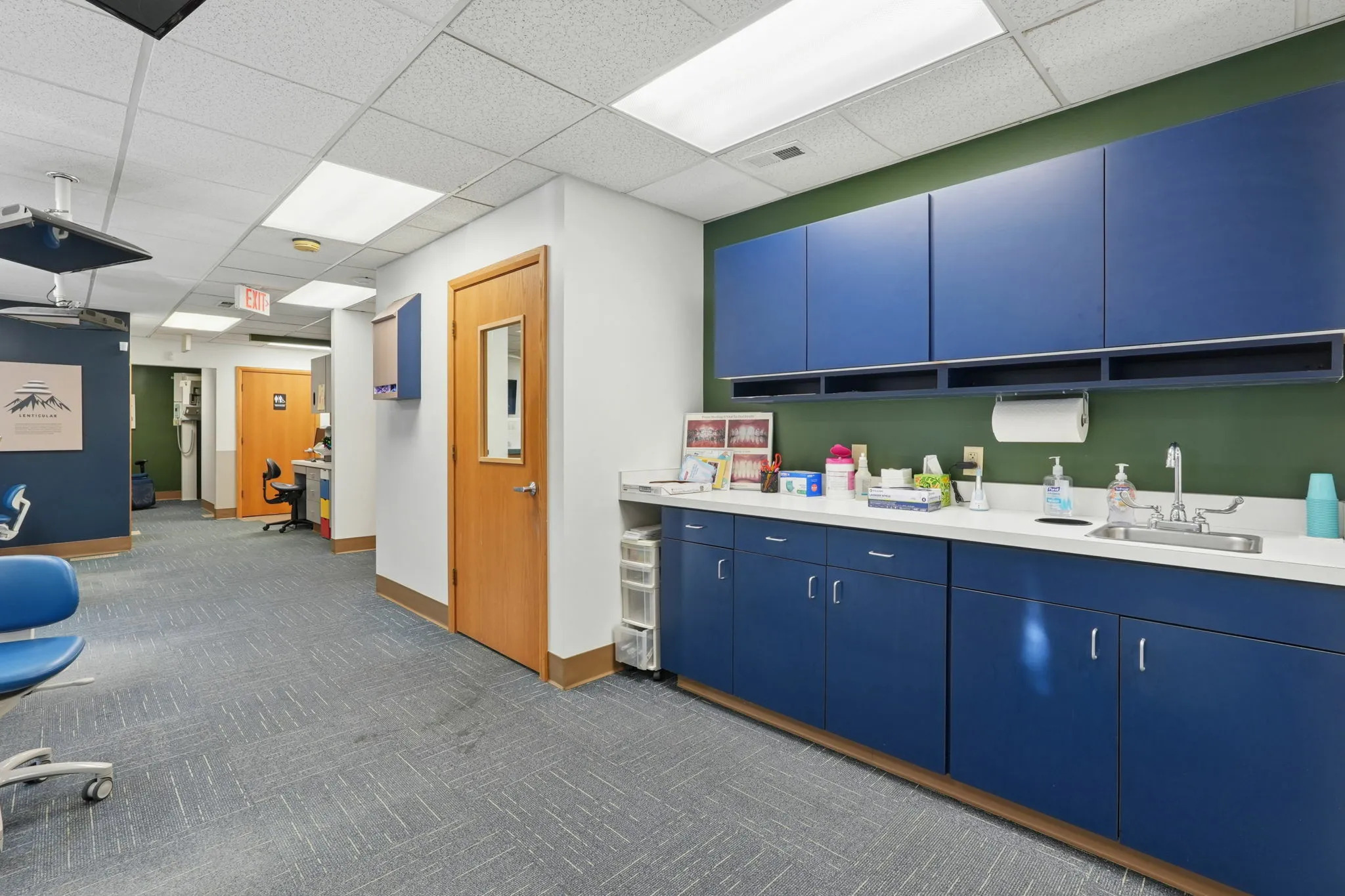 4945 Olentangy River Road, Columbus, OH 43214 For Sale | Crexi.com