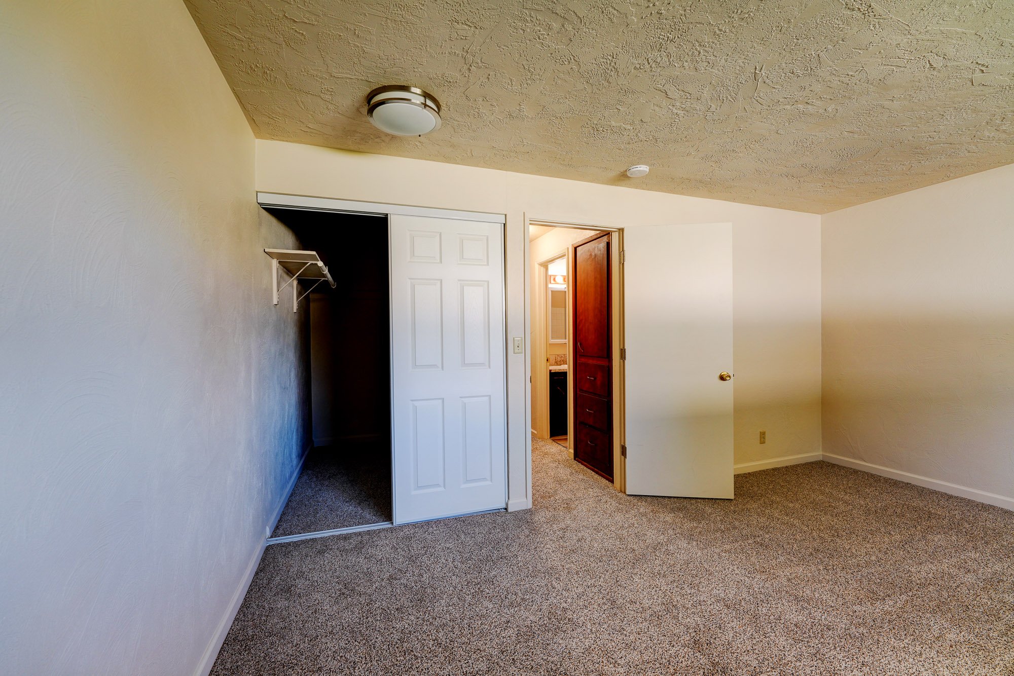 164 Northeast 4th Avenue, Canby, OR 97013 For Sale | Crexi.com