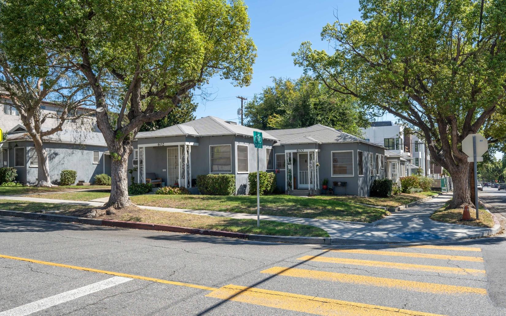 600--606 E Providencia Avenue, Burbank, CA 91501 For Sale | Crexi.com