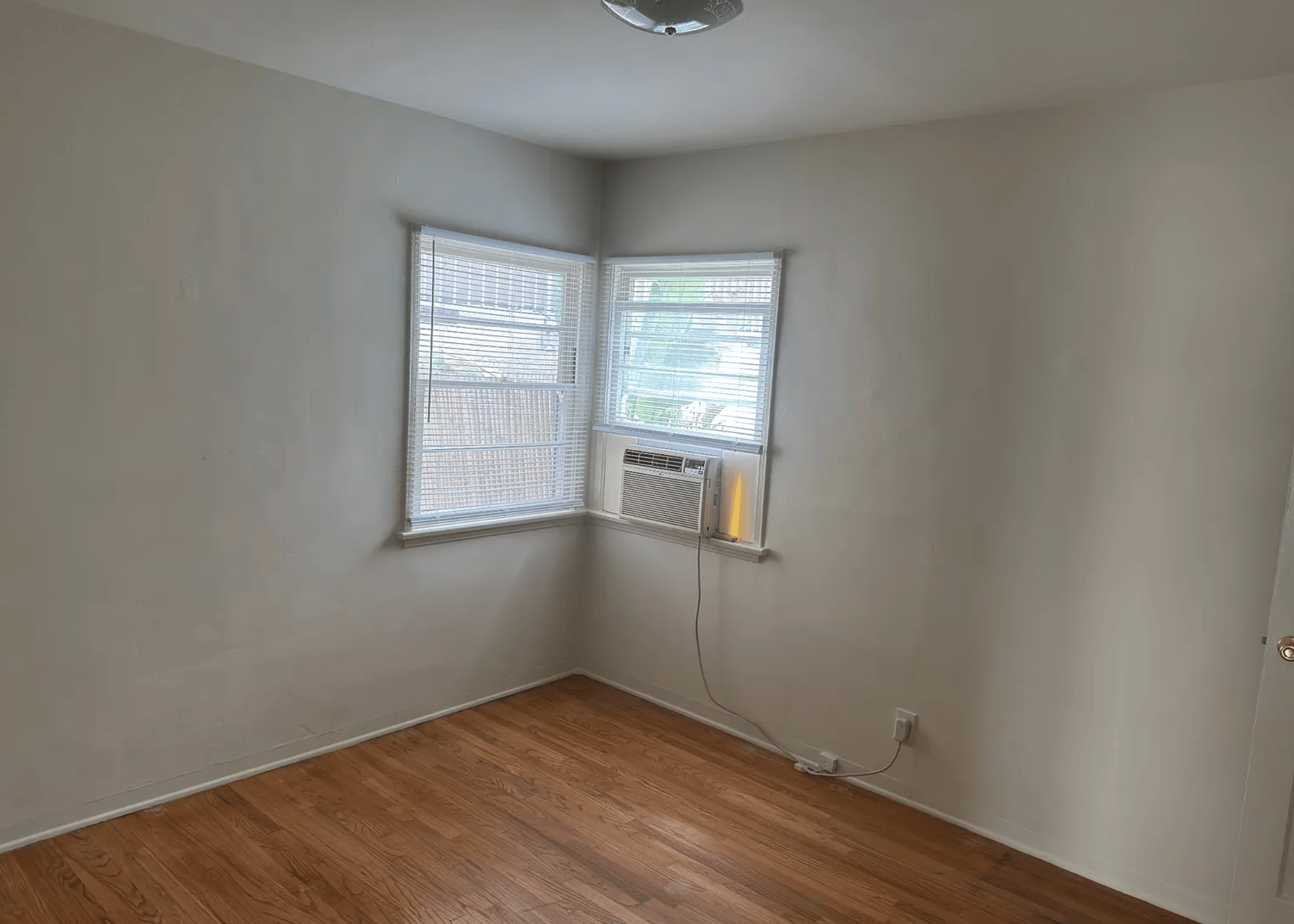 600--606 E Providencia Avenue, Burbank, CA 91501 For Sale | Crexi.com