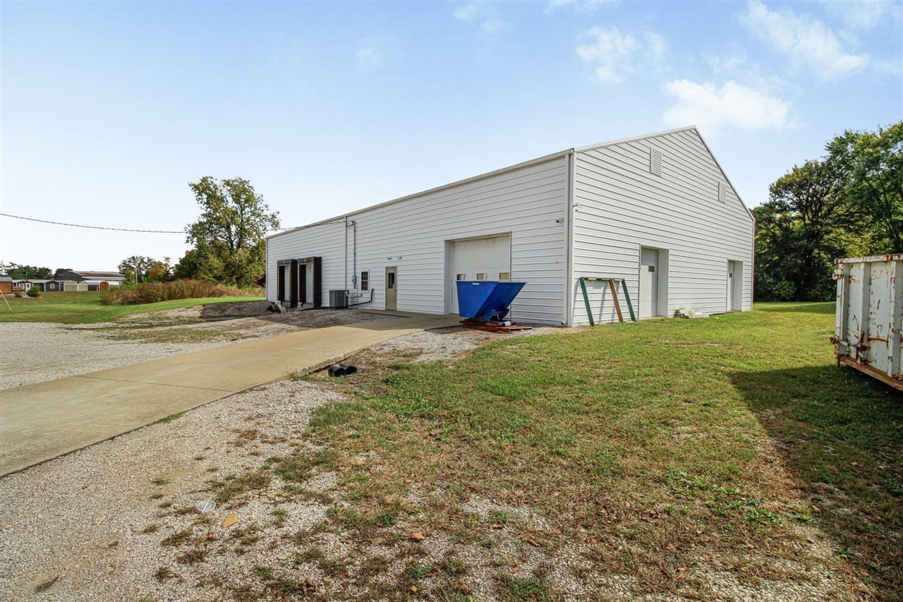 607 S Dixie Highway, Cave City, KY 42127 For Sale | Crexi.com