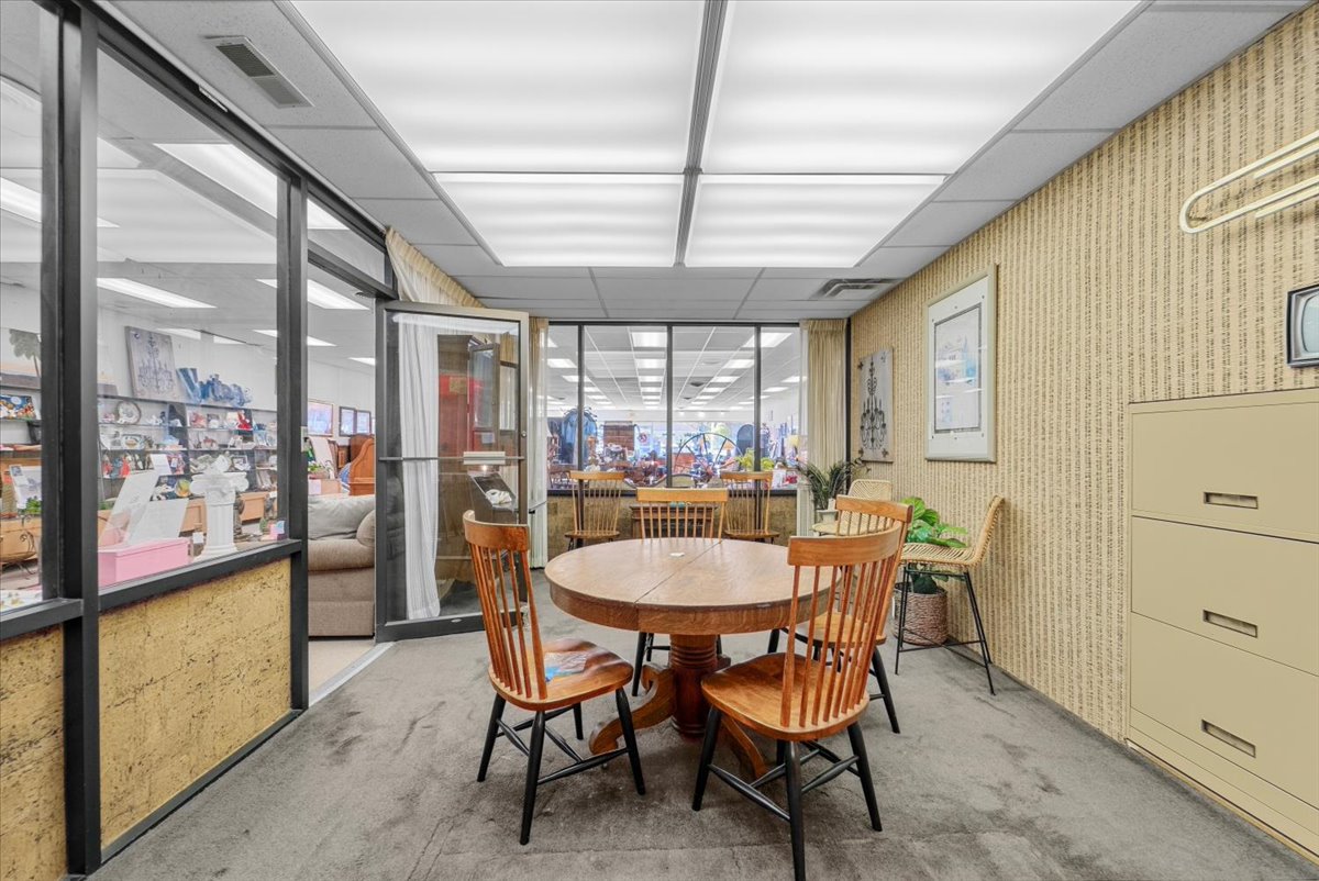 430 JOHNSTON ST SE, DECATUR, AL 35601-3008 For Sale | Crexi.com