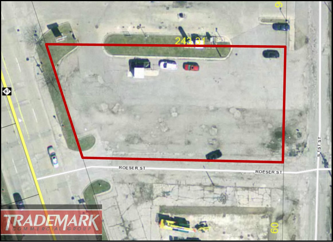 285 S Main St, Freeland, MI 48623