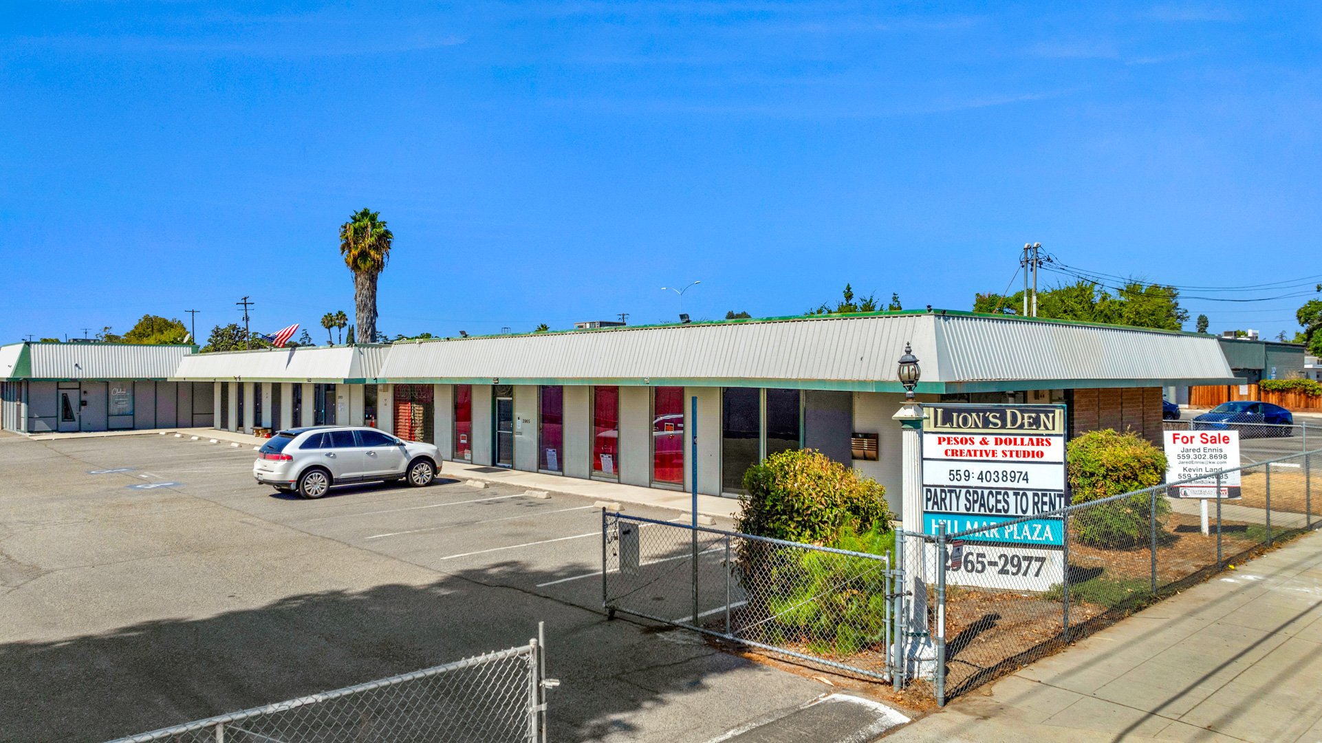 2971 N Maroa Ave, Fresno, CA 93704