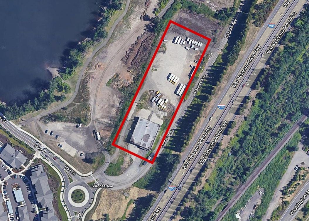 16300 Agnes Ave, Oregon City, OR 97045