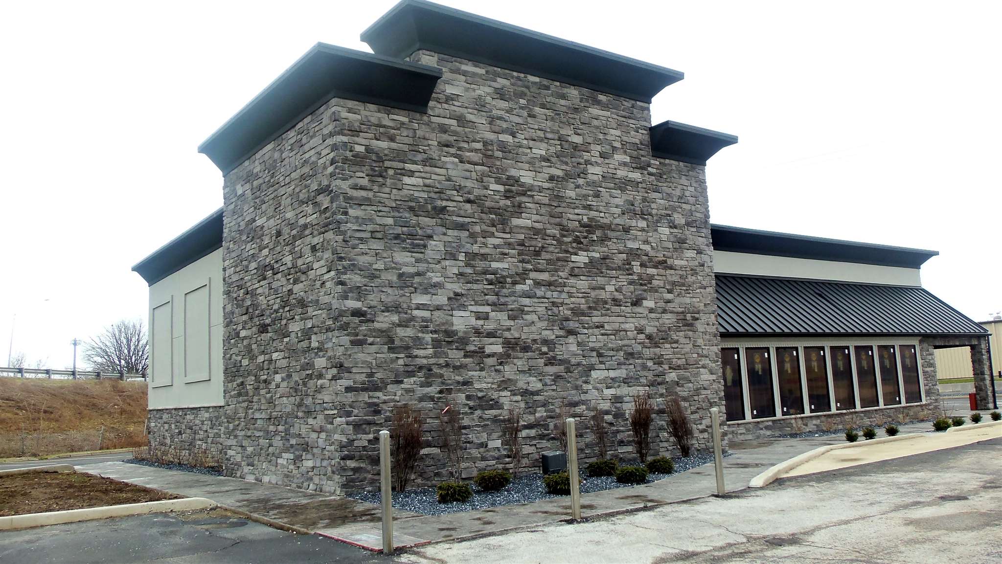 717 W Washington Center Rd, Fort Wayne, IN 46825