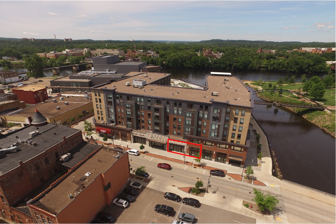 20 S Barstow St, Eau Claire, WI 54701