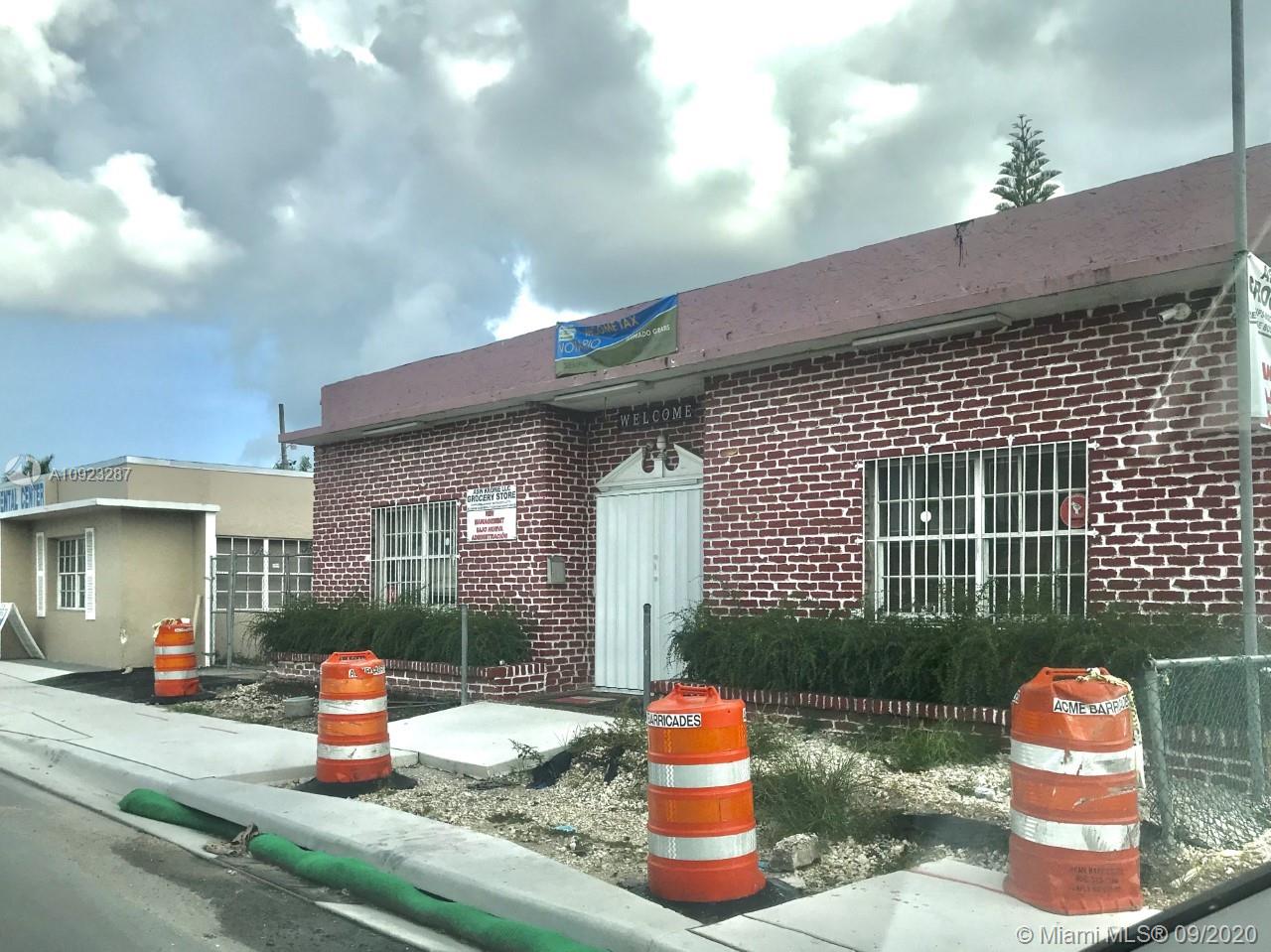 40 8th St, Homestead, FL 33030-4405