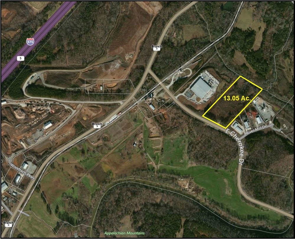 E Cherokee Dr, Ball Ground, GA 30107