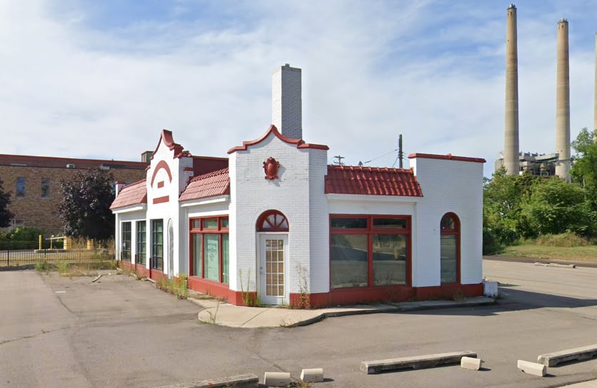 1102 S Washington Ave, Lansing, MI 48910