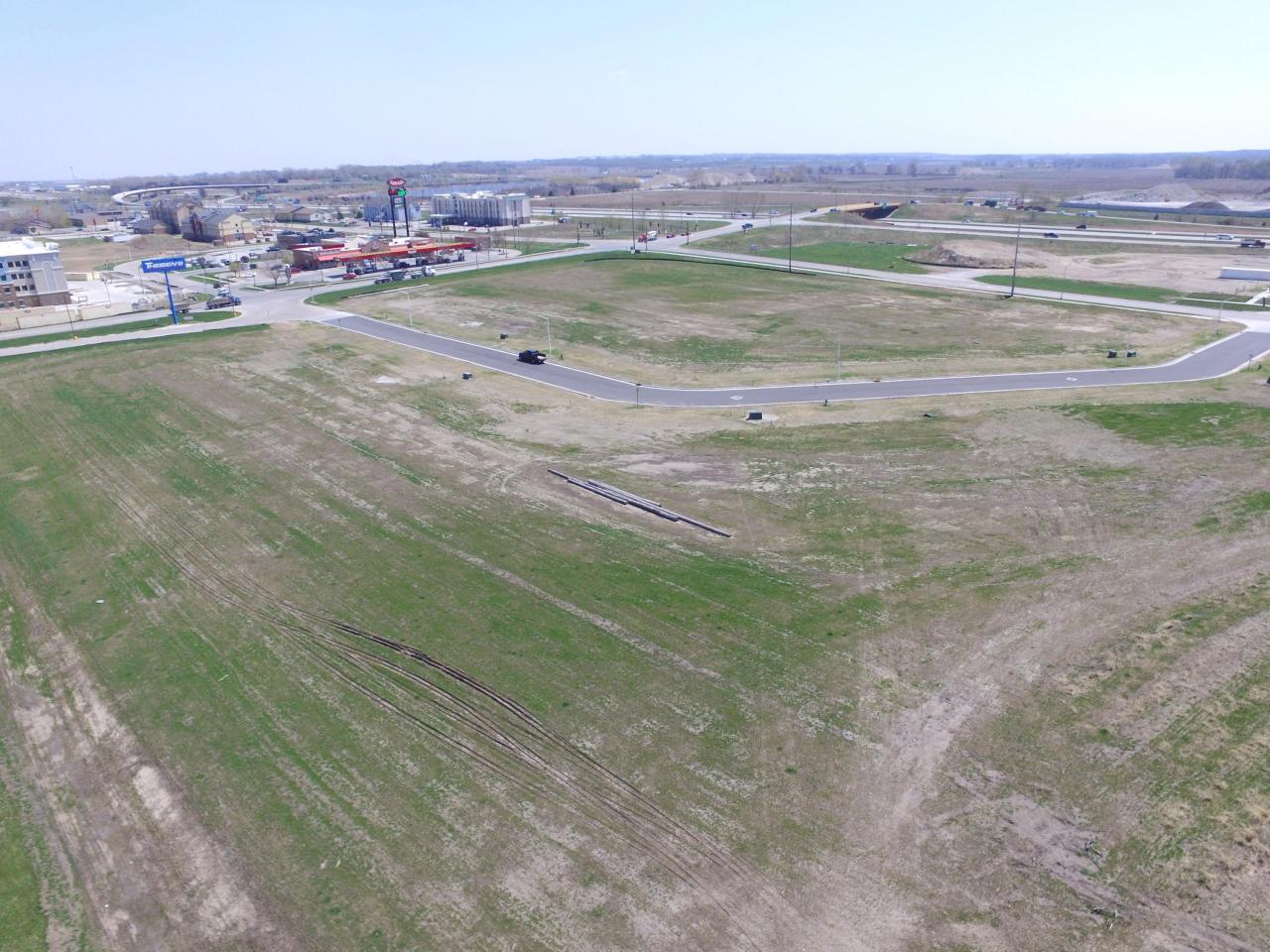 1907 Isaac Newton Dr,Unit 2, Ames, IA 50010