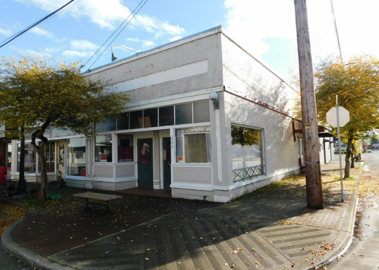 502 Spruce St, Myrtle Point, OR 97458