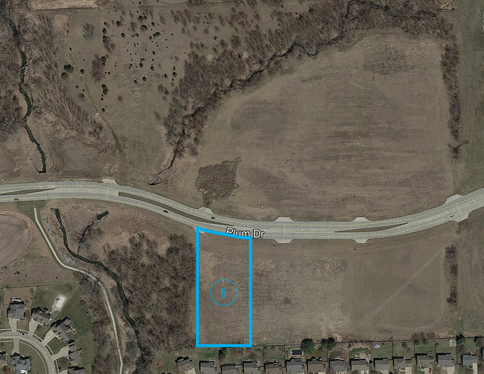 9430 Plum Dr, Urbandale, IA 50322