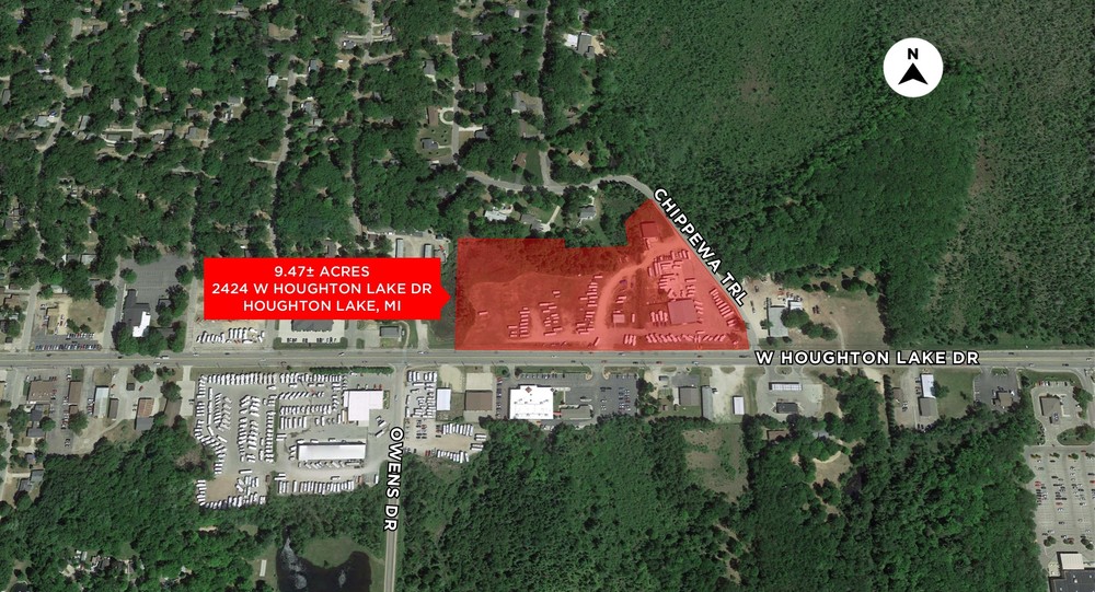 2424 W Houghton Lake Dr, Houghton Lake, MI 48629