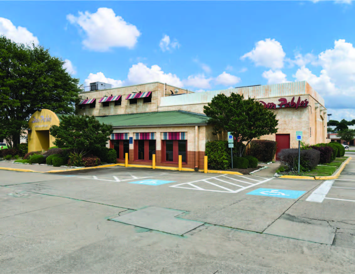 7050 Ridgmar Meadow Rd, Fort Worth, TX 76116