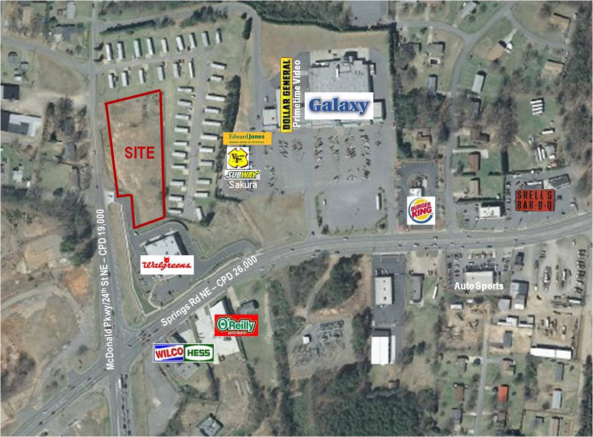 1926 24Th St NE, Hickory, NC 28601
