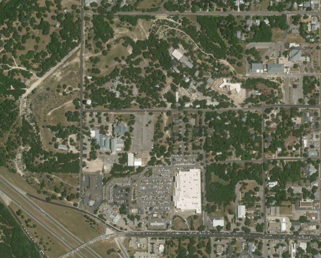 606 School St, Boerne, TX 78006