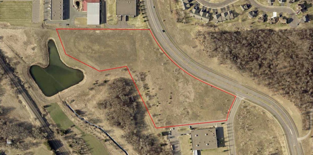 17610 Tyler St NW, Elk River, MN 55330