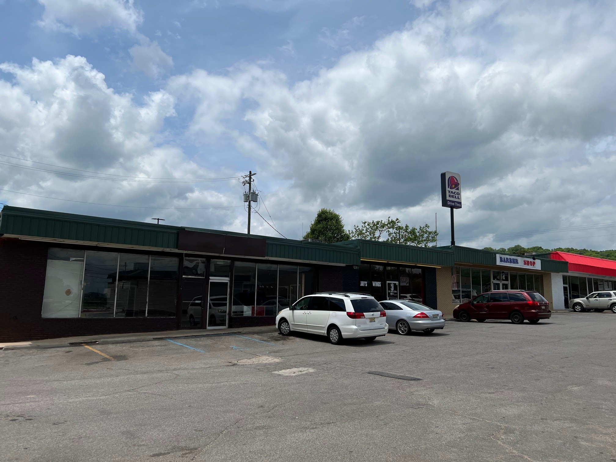 611 2Nd Ave E, Oneonta, AL 35121